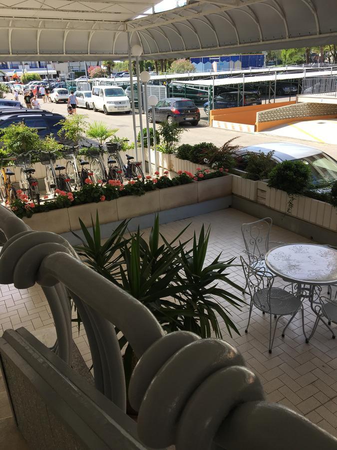 Residence Moresco Lido di Jesolo Luaran gambar