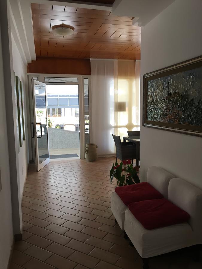 Residence Moresco Lido di Jesolo Luaran gambar